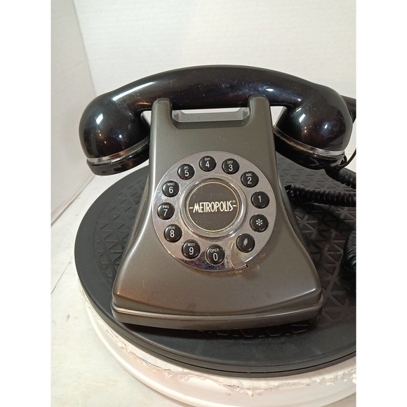 Conair METROPOLIS Retro Telephone Push Button Vintage Style Landline Phone - Picture 2 of 12